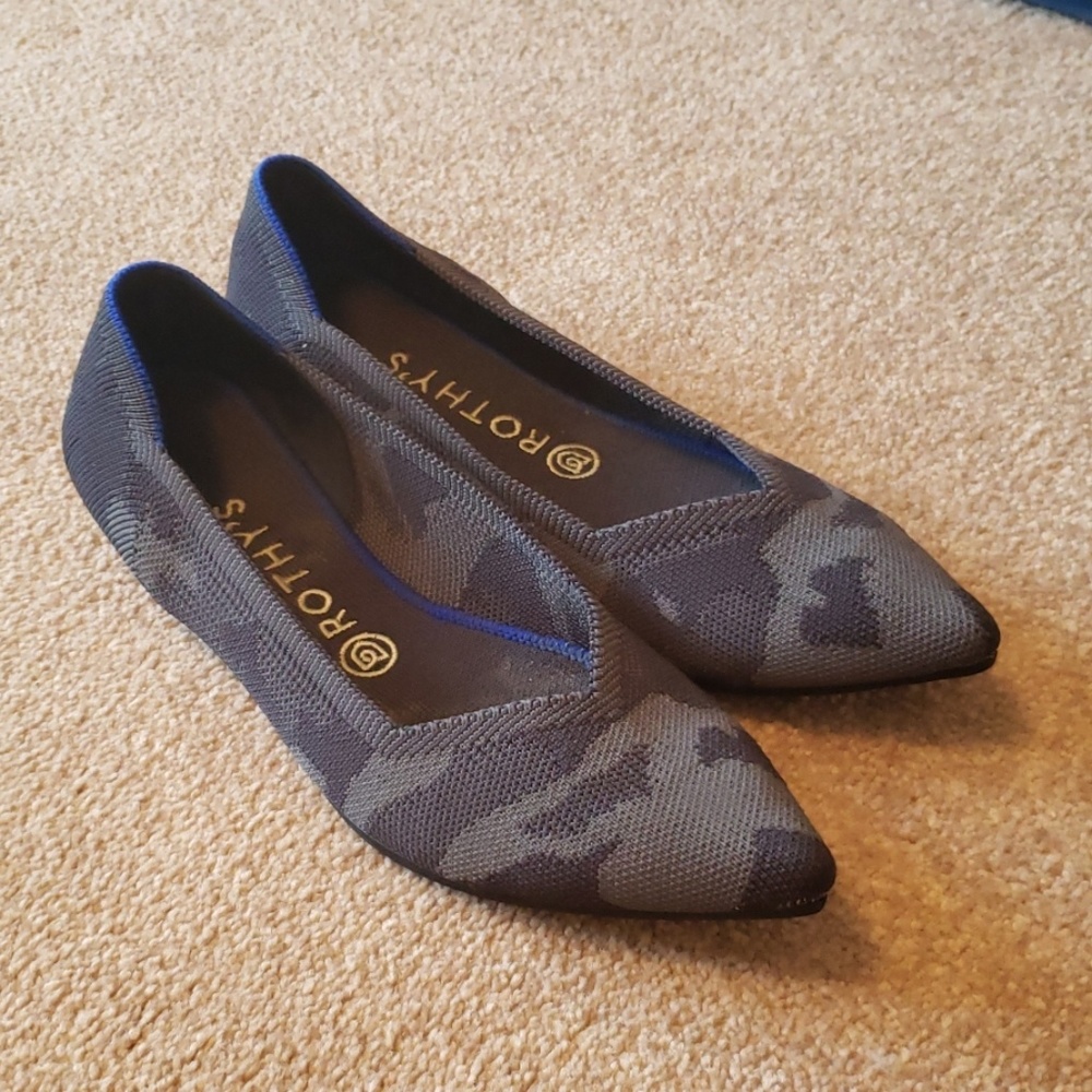Rothy's Dark Camo Point Flat